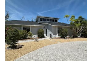 733 Tropical Cir, SARASOTA