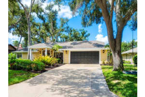1773 Oak Lakes Dr, SARASOTA