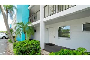 2509 Flamingo Blvd #l7, BRADENTON