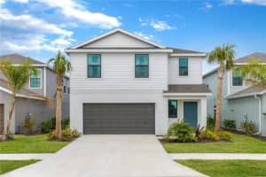 9076 Tequila Sunrise Dr, SARASOTA
