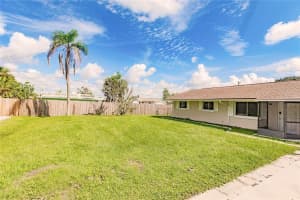 1099 Iowa Ave, ENGLEWOOD