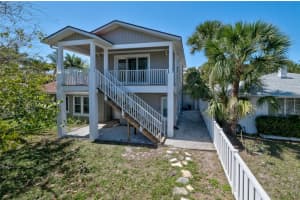 532 S Blvd Of The Presidents, SARASOTA
