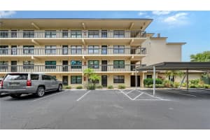 625 30th Ave W #g107, BRADENTON