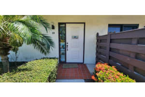 5400 W 34th St #12d, BRADENTON