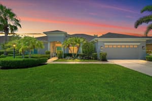 8015 Spring Marsh Dr, BRADENTON