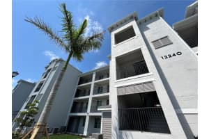 12240 Wellen Golf St #403, VENICE