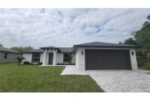 5483 Gagnon Ter, NORTH PORT