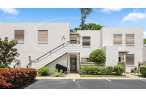 303 Springdale Dr #303, BRADENTON