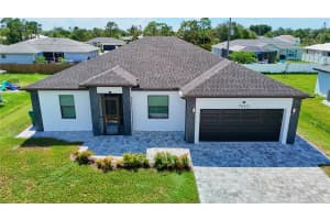 7443 Cape Girardeau St, ENGLEWOOD