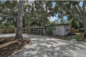 2652 Loma Linda St, SARASOTA