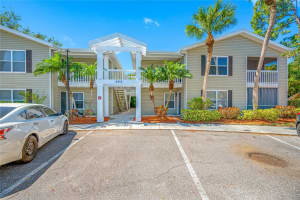 8122 45th Ct E #6, SARASOTA