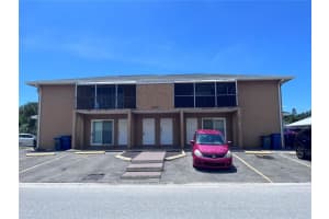 4510 67th St W #e, BRADENTON