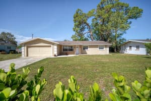 5738 Antilles Dr, SARASOTA