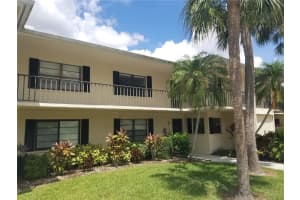 7050 Fairway Bend Ln #266, SARASOTA
