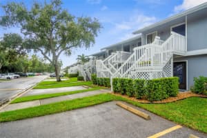 6033 34th St W #65, BRADENTON