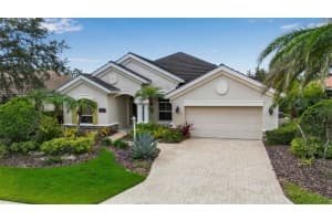 6586 Waters Edge Way, LAKEWOOD RANCH