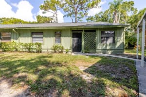 5021 Barrington Cir #302, SARASOTA