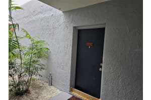 5503 Fountain Lake Cir #a104, BRADENTON