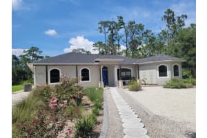 8570 Tropicaire Blvd, NORTH PORT 8570 Tropicaire Blvd, NORTH PORT