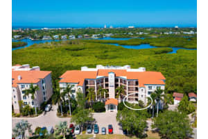 5420 Eagles Point Cir #105, SARASOTA