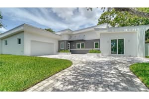 2231 Wood St, SARASOTA