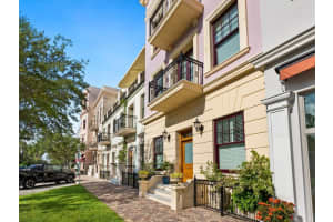 555 N Orange Ave #306, SARASOTA
