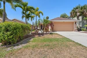 6018 Oak Mill Ter, PALMETTO