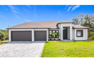 7152 Bougainvillea St, ENGLEWOOD