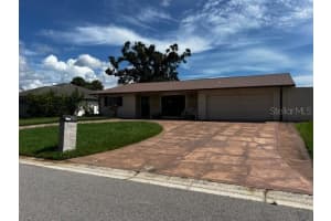 245 Manor Rd, VENICE