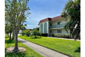 3500 Beneva Rd #310, SARASOTA