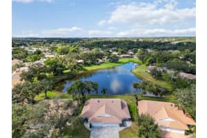 5812 Garden Lakes Dr, BRADENTON