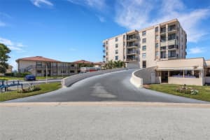6145 Sun Blvd #506, ST PETERSBURG