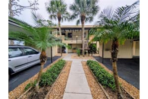 380 Three Lakes Ln #l, VENICE