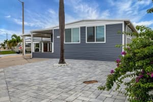 2009 Iowa Ave, BRADENTON