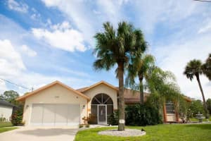 292 Mccabe St, PORT CHARLOTTE