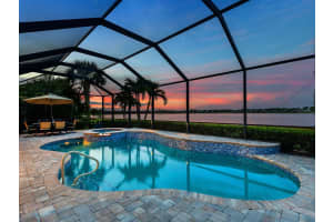 7884 Grande Shores Dr, SARASOTA