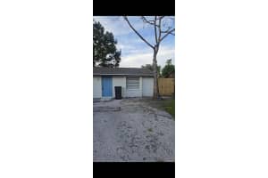 1005 58th Avenue Dr E, BRADENTON