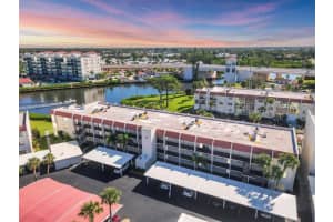 240 Santa Maria St #328, VENICE