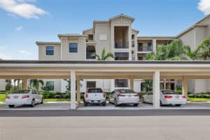 17810 Gawthrop Dr #305, BRADENTON