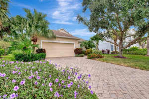 1434 Blue Horizon Cir, BRADENTON