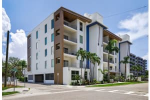 711 S Palm Ave #303, SARASOTA