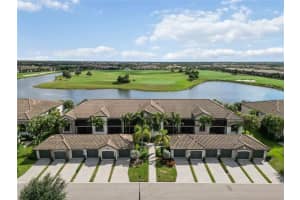 5614 Palmer Cir #104, BRADENTON