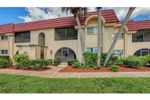 215 Rubens Dr #b, NOKOMIS