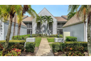 6611 Stone River Rd #103, BRADENTON