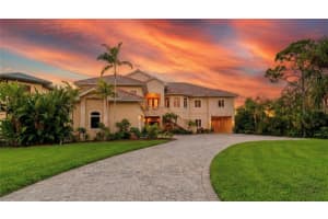 1930 Bayshore Dr, ENGLEWOOD