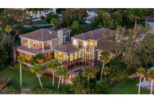 2115 Lychee Ln, NOKOMIS