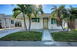 738 El Centro, LONGBOAT KEY