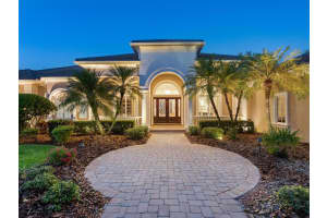 4085 Founders Club Dr, SARASOTA