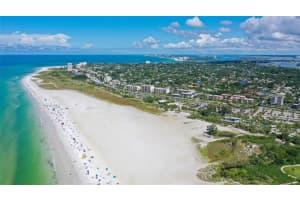 925 Beach Rd #112, SIESTA KEY
