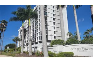 11 Sunset Dr #304, SARASOTA